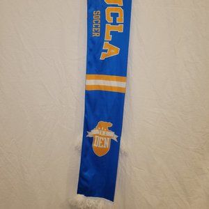 UCLA Bruins soccer scarf